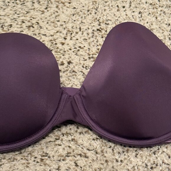 Victoria's Secret | Lined Strapless Underwire Bra | Eggplant | Size: 36C - Picture 14 of 16